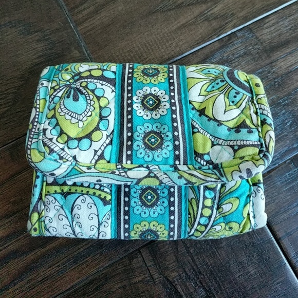 Vera Bradley Handbags - 🔥🔥 Vera Bradley Wallet